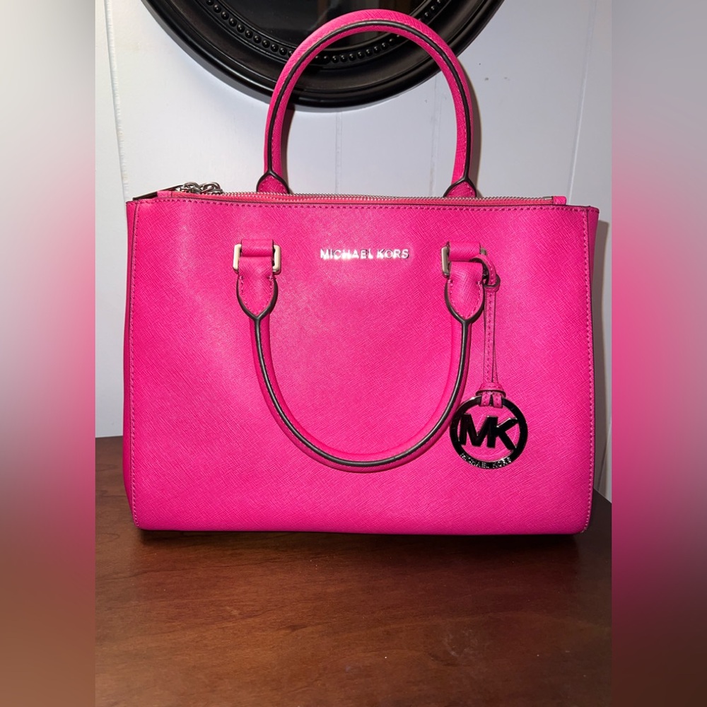 MICHAEL KORS SUTTON MEDIUM SAFFIANO LEATHER SATCHEL BAG RASPBERRY EUC!